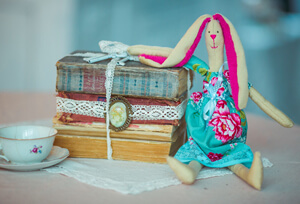 Кукла в виде зайца